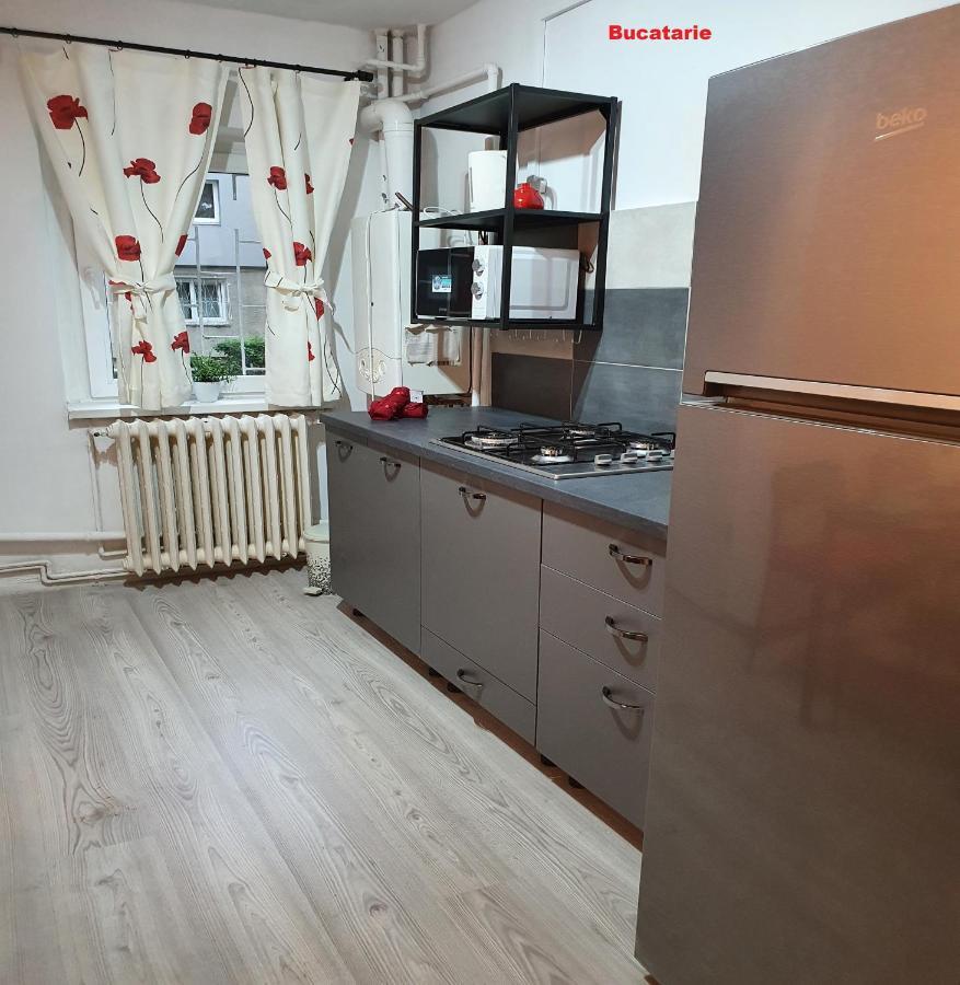 Mia Central Apart, 3 Rooms, 2 Baths, Afi Mall Brassó Kültér fotó